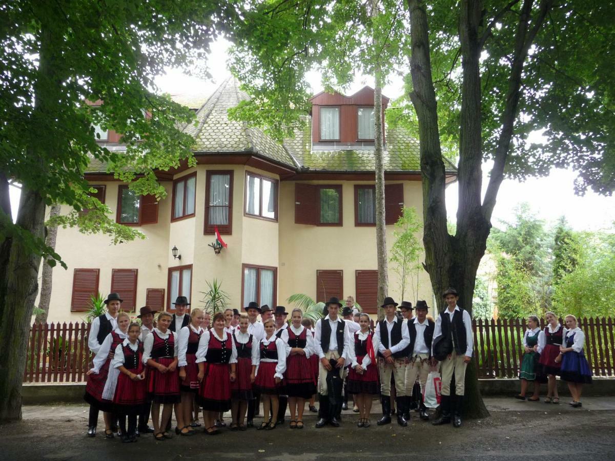 Balaton Art Guesthouse Балатонсемеш Экстерьер фото